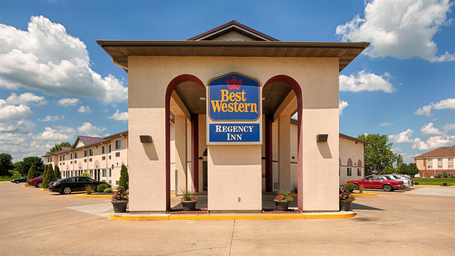 Baymont By Wyndham Danville Il Bagian luar foto