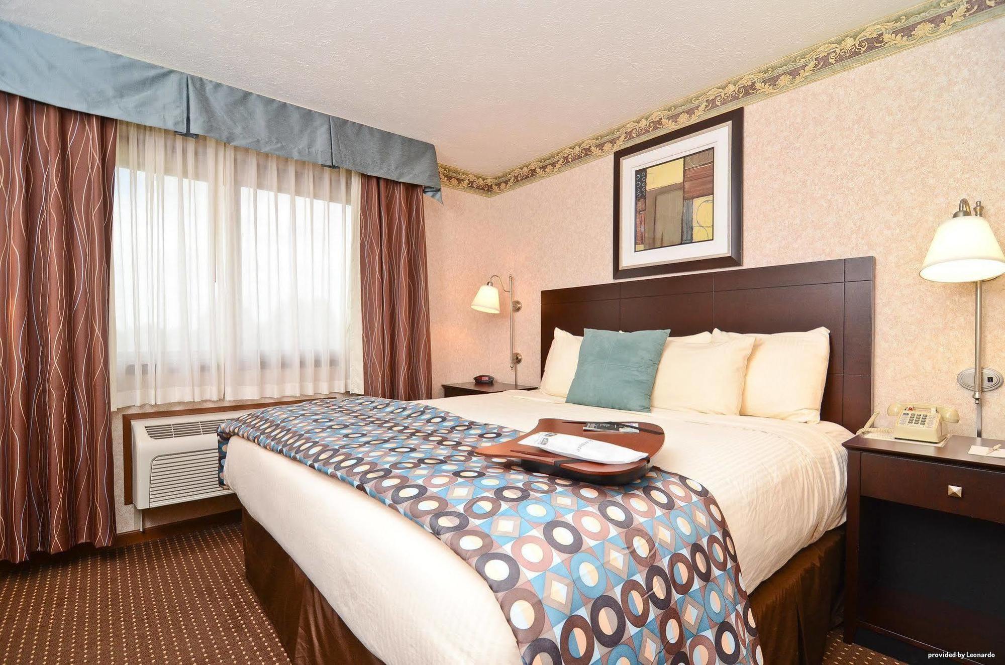 Baymont By Wyndham Danville Il Bagian luar foto