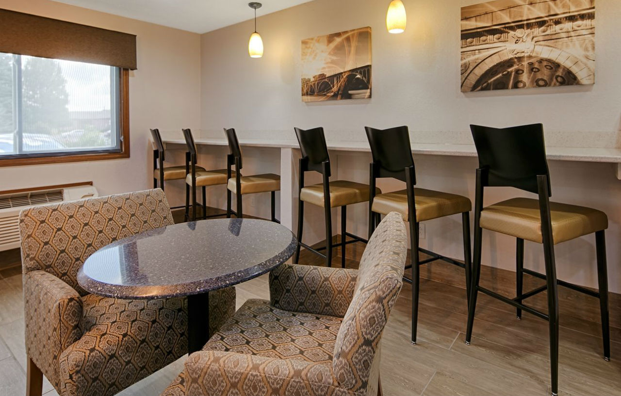 Baymont By Wyndham Danville Il Bagian luar foto